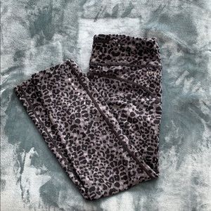 Nike Dri-Fit Cropped Leggings